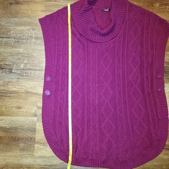 Styles &CO OVER SIZED Sweater buttons on sides - Picture 6 of 11